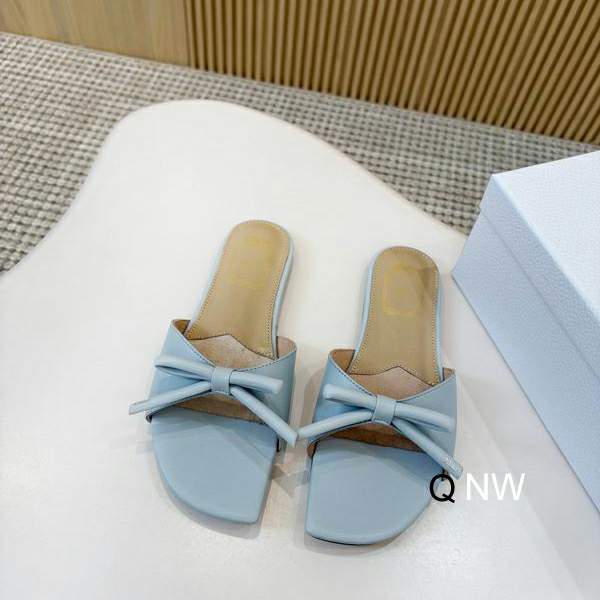 Picture of Dior Slippers _SKUDiorsz35-40NW04112967